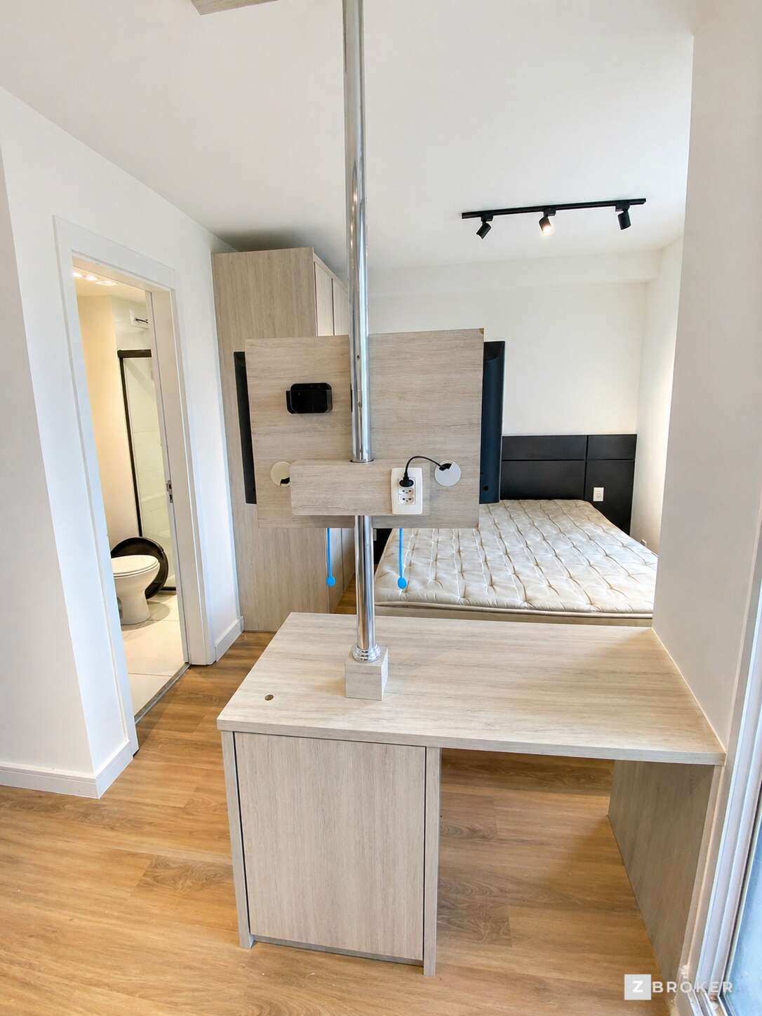  - Studio para alugar em São Paulo, Pinheiros, com 1 quarto, 25m²